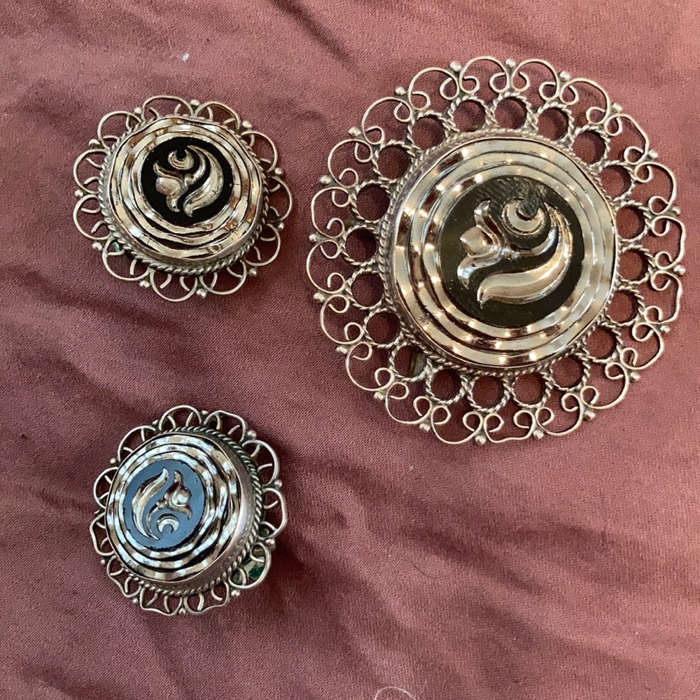 Vintage sterling silver Mexican earring and brooch